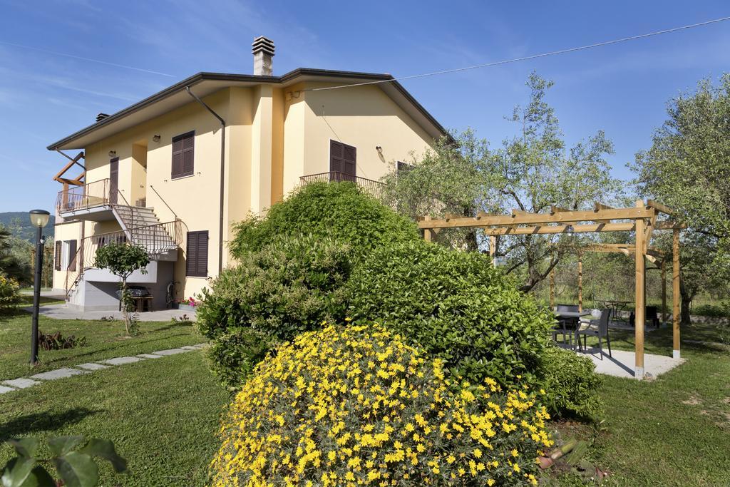 L'Ortobio Villa Сарцана Екстериор снимка
