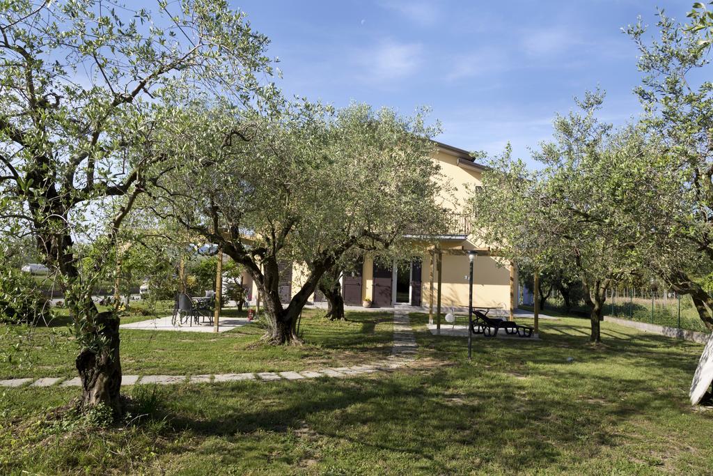 L'Ortobio Villa Сарцана Екстериор снимка